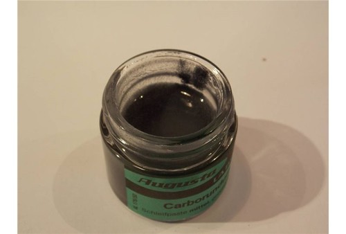 Gel pasta polvere carborundum
